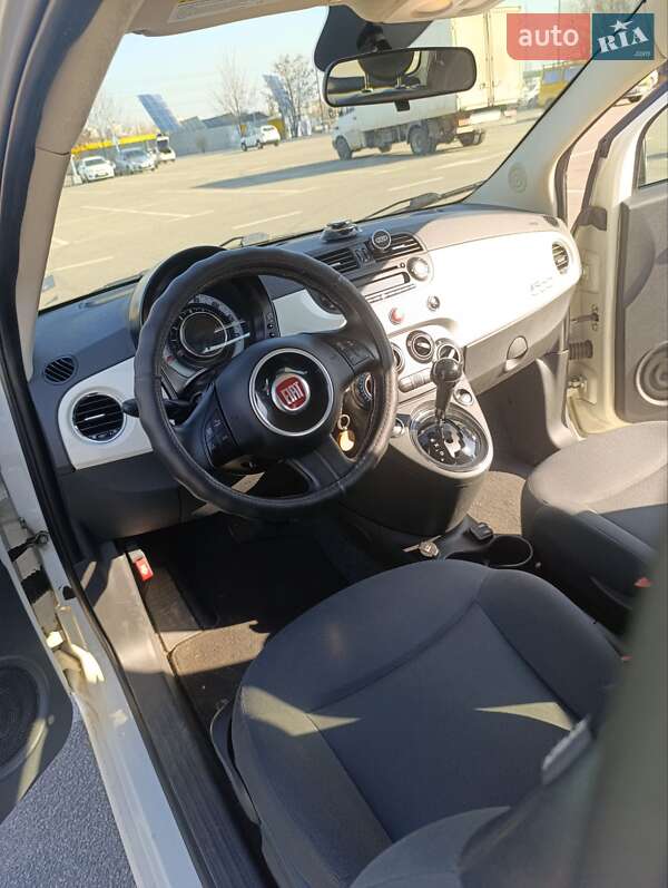 Хэтчбек Fiat 500 2014 в Киеве