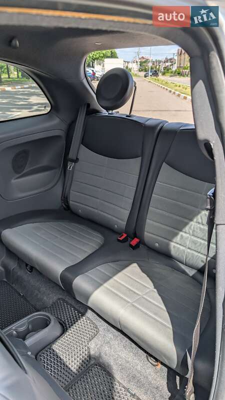 Хэтчбек Fiat 500 2011 в Киеве