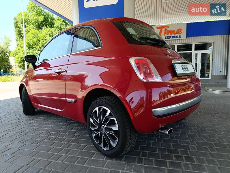 Хэтчбек Fiat 500 2011 в Николаеве