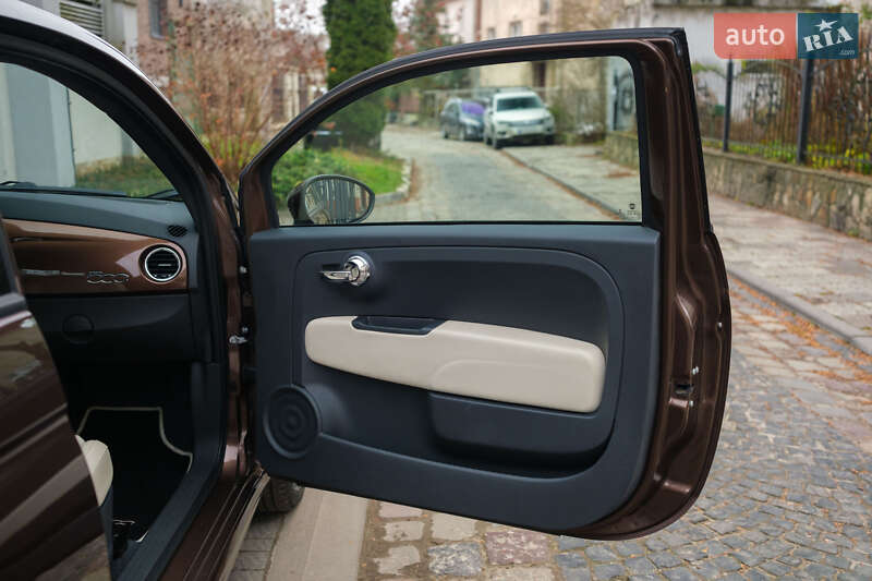 Хэтчбек Fiat 500 2015 в Львове