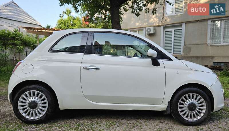 Fiat 500 2011