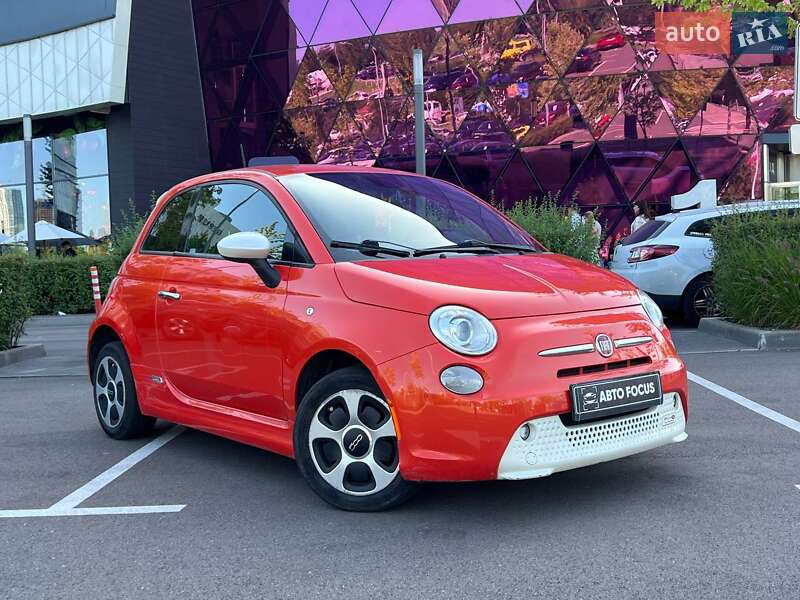 Хэтчбек Fiat 500 2013 в 