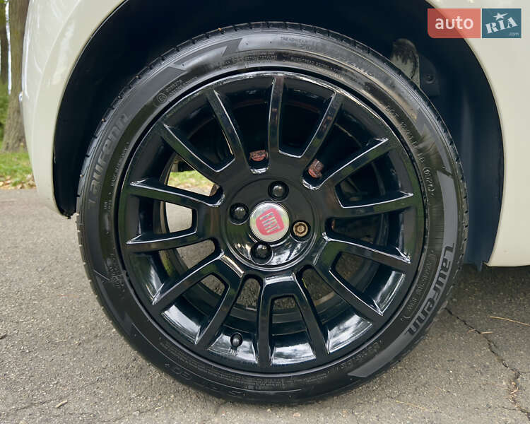 Хэтчбек Fiat 500 2012 в Киеве