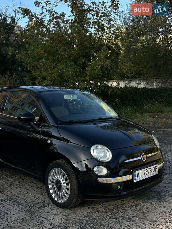 Хэтчбек Fiat 500 2009 в 