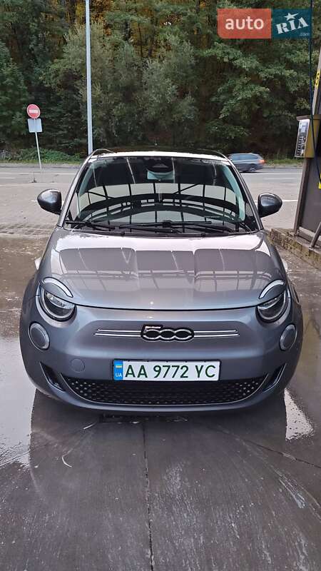 Хэтчбек Fiat 500 2021 в 