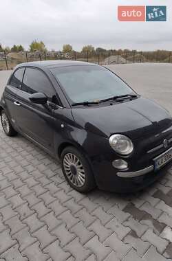 Хетчбек Fiat 500 2009 в  фото 2 Хетчбек Fiat 500 2009 в