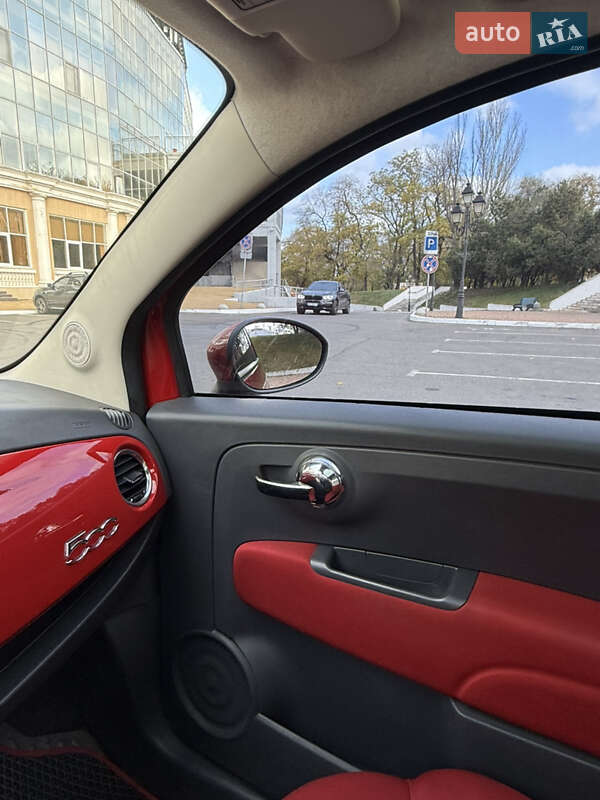 Хэтчбек Fiat 500 2012 в Одессе