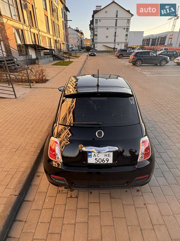 Хетчбек Fiat 500 2015 в Луцьку