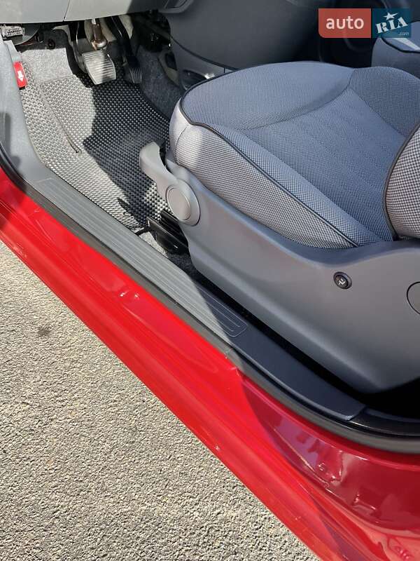 Хэтчбек Fiat 500 2012 в Кривом Роге