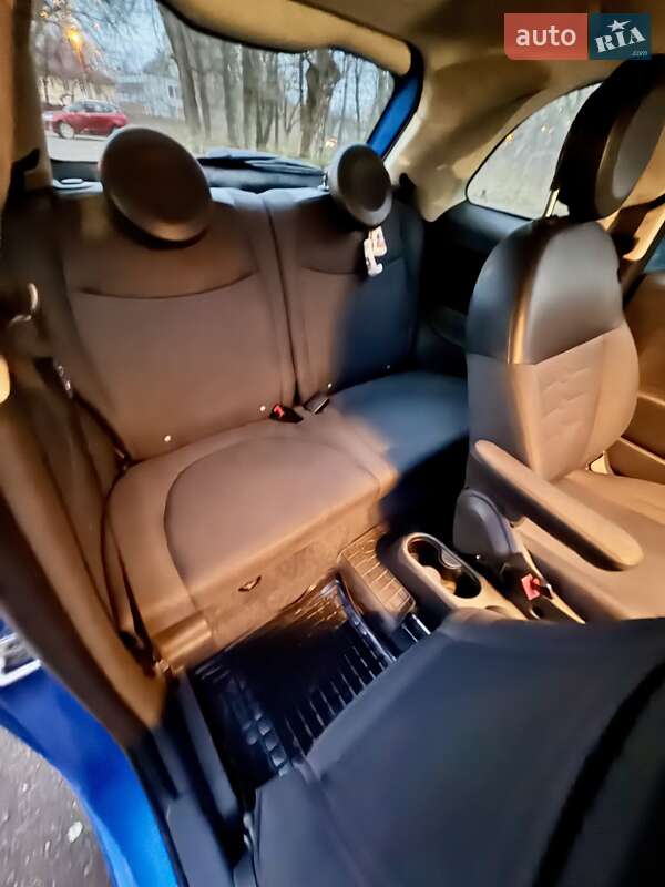 Хэтчбек Fiat 500 2014 в Чернигове