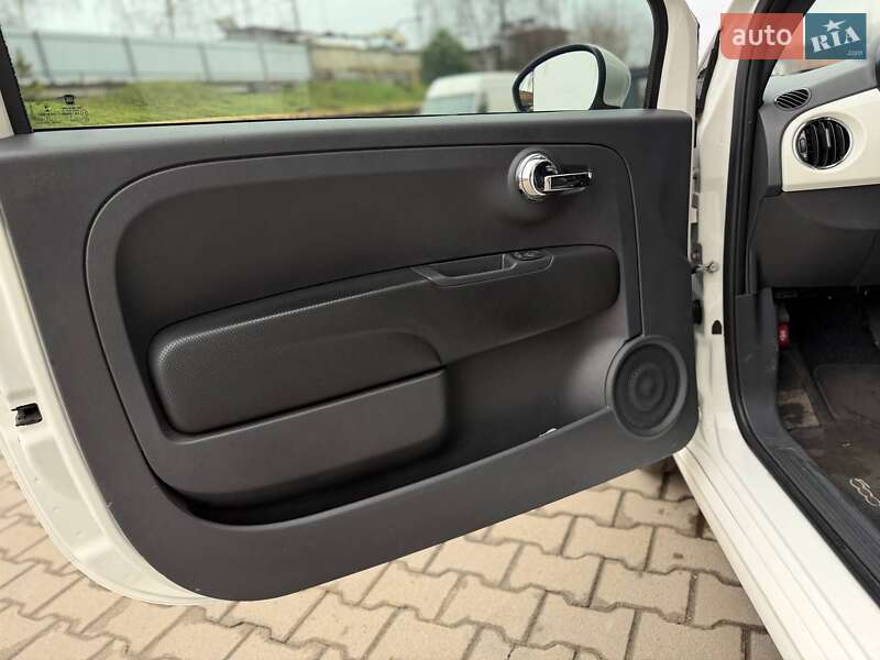 Хетчбек Fiat 500 2015 в Чернівцях