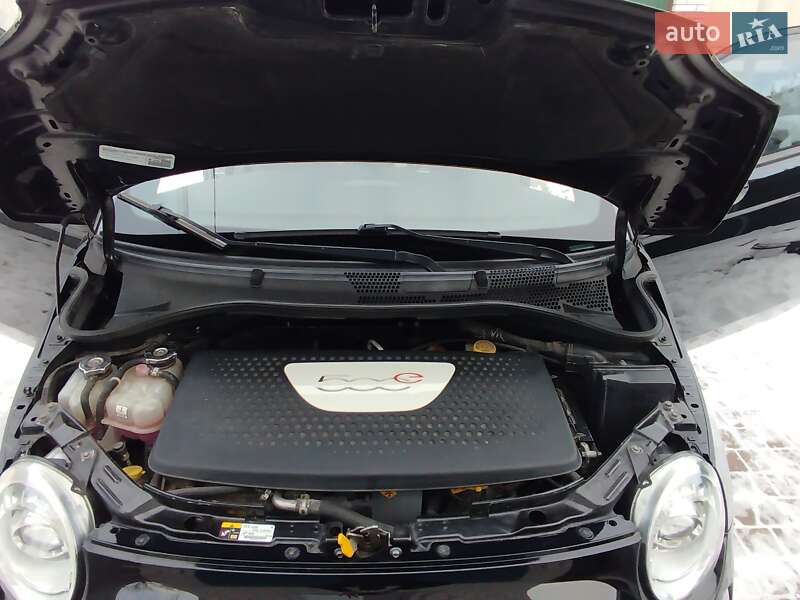 Хэтчбек Fiat 500 2014 в Запорожье