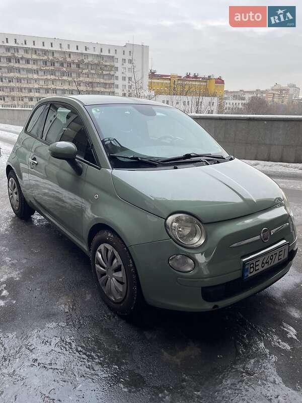 Хэтчбек Fiat 500 2013 в Киеве