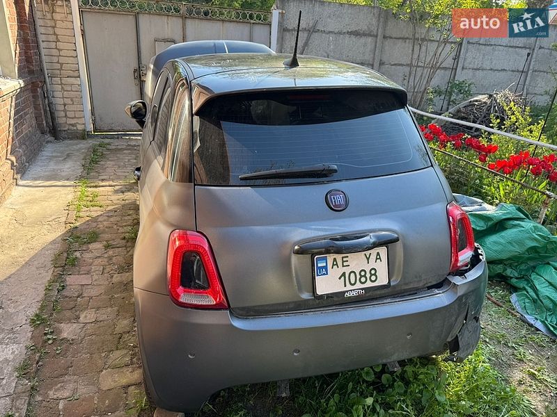 Хетчбек Fiat 500 2016 в Дніпрі