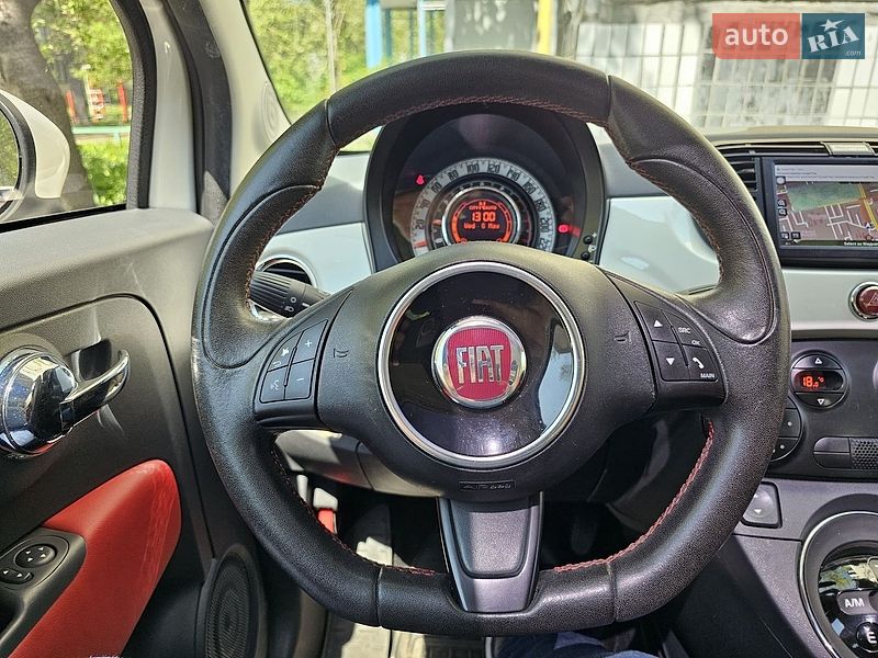 Хэтчбек Fiat 500 2012 в Киеве