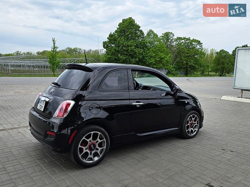 Хэтчбек Fiat 500 2015 в Магдалиновке
