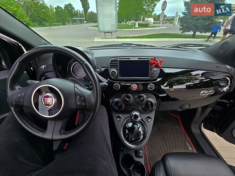 Хэтчбек Fiat 500 2015 в Магдалиновке