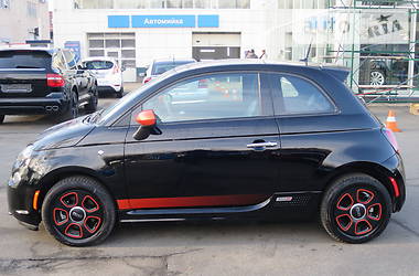 Хетчбек Fiat 500e 2014 в 