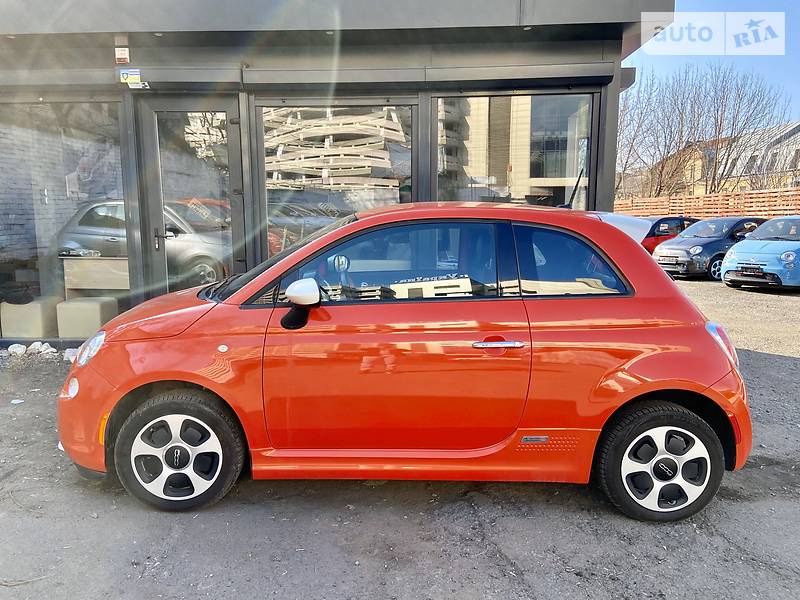 Хетчбек Fiat 500e 2015 в Києві