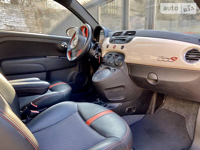 Хетчбек Fiat 500e 2015 в Києві