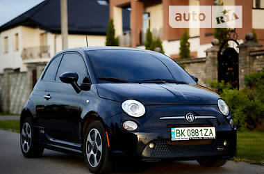 Купе Fiat 500e 2014 в Ровно