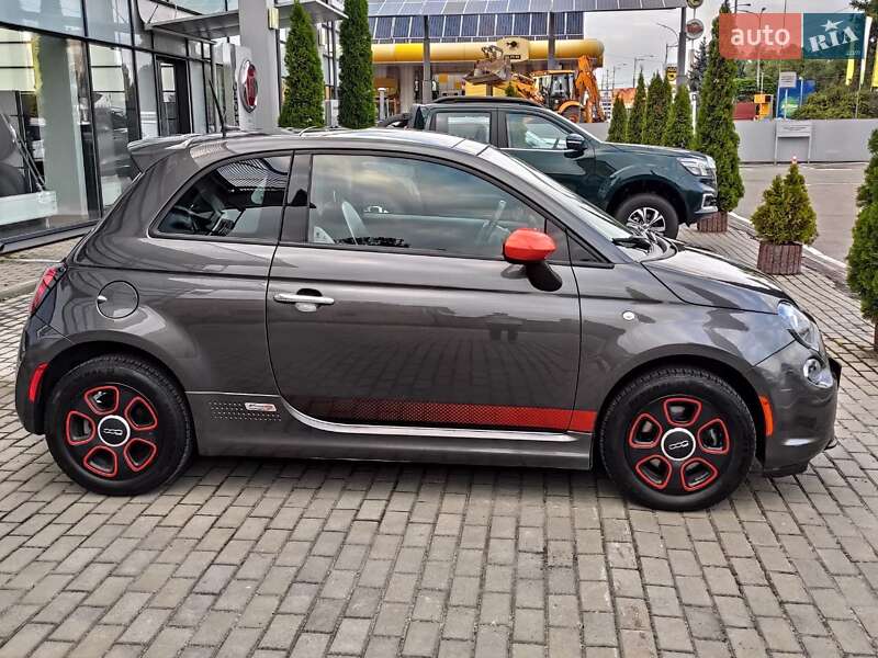 Хэтчбек Fiat 500e 2014 в Киеве