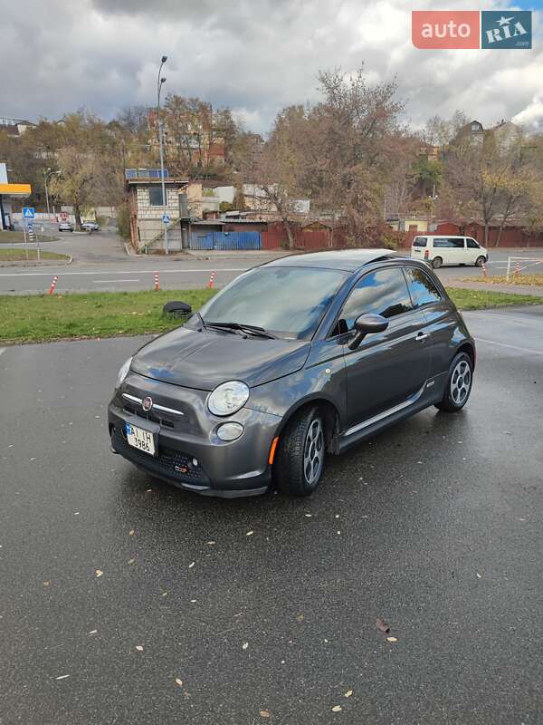 Хетчбек Fiat 500e 2015 в Києві