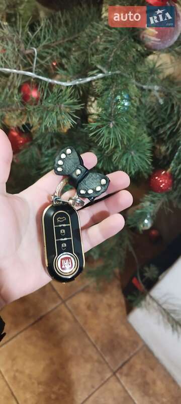Хетчбек Fiat 500e 2015 в Дніпрі