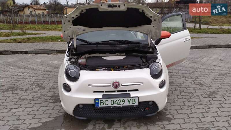 Хэтчбек Fiat 500e 2016 в Львове
