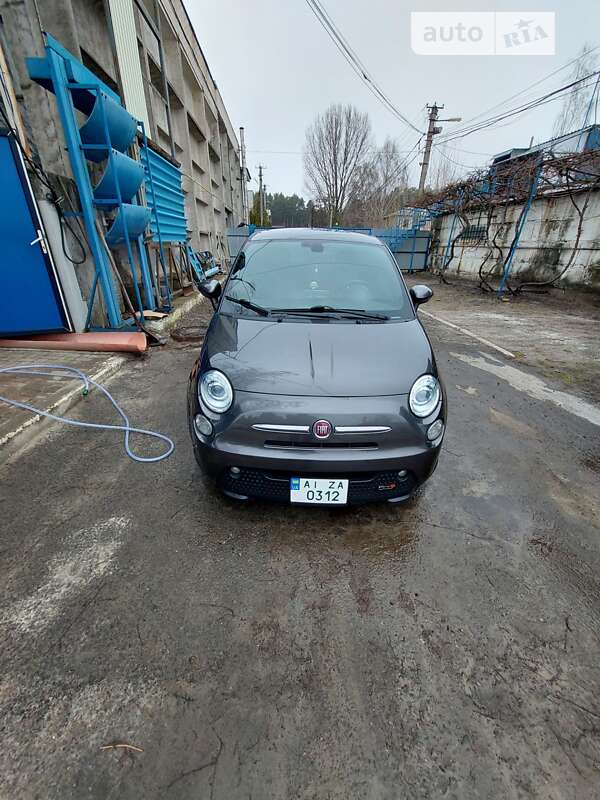 Хэтчбек Fiat 500e 2017 в Киеве