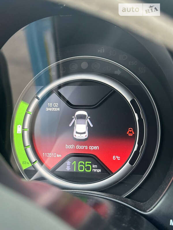 Хэтчбек Fiat 500e 2016 в Киеве фото 3 Хэтчбек Fiat 500e 2016 в Киеве