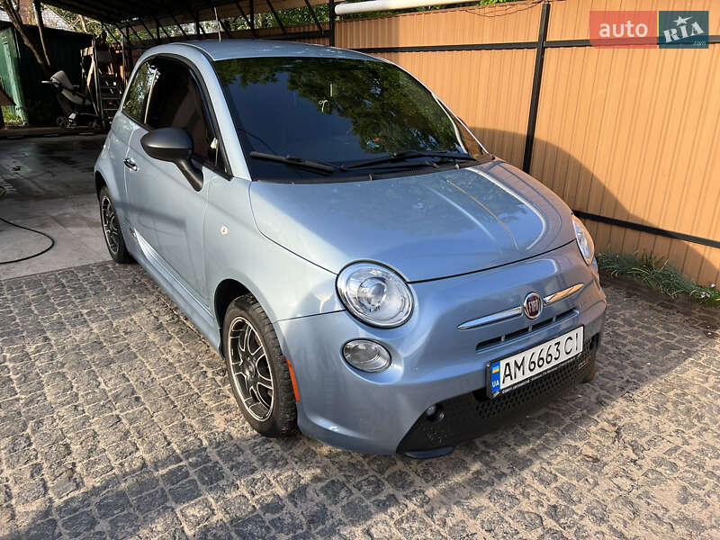 Хетчбек Fiat 500e 2014 в Житомирі
