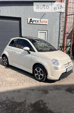 Хэтчбек Fiat 500e 2014 в 