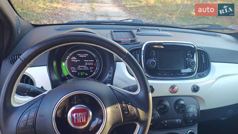 Хэтчбек Fiat 500e 2016 в Киеве фото 13 Хэтчбек Fiat 500e 2016 в Киеве