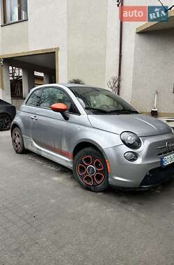 Хэтчбек Fiat 500e 2015 в 