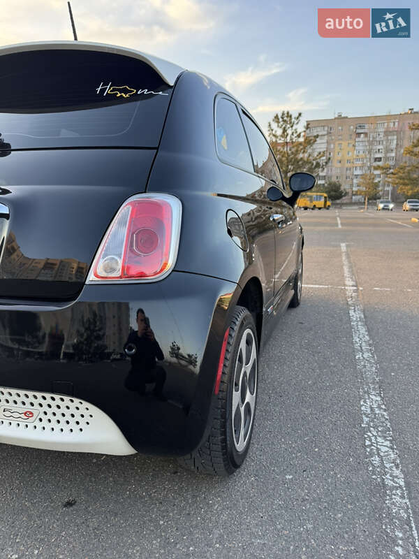 Хетчбек Fiat 500e 2013 в Миколаєві