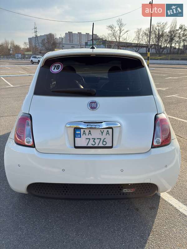 Хэтчбек Fiat 500e 2014 в Киеве