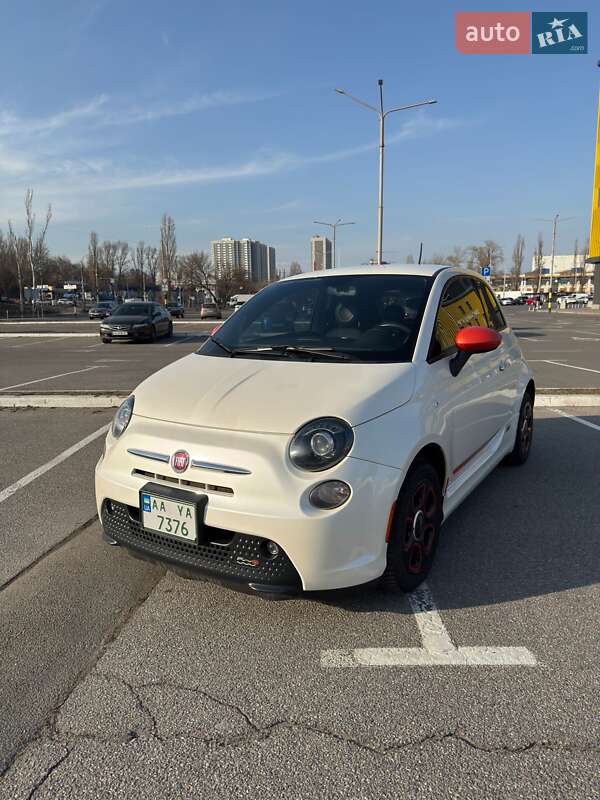 Хэтчбек Fiat 500e 2014 в Киеве
