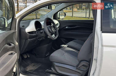 Хэтчбек Fiat 500e 2022 в 