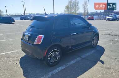 Хетчбек Fiat 500e 2015 в 