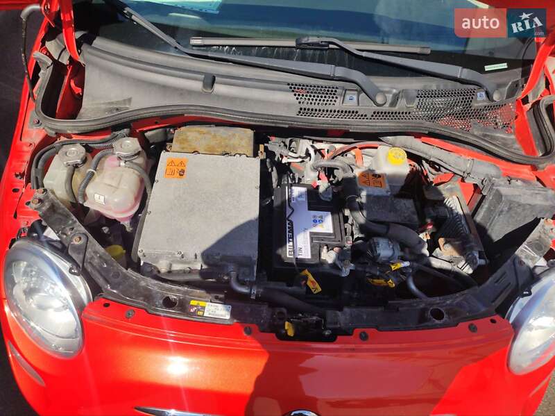 Хэтчбек Fiat 500e 2014 в Киеве