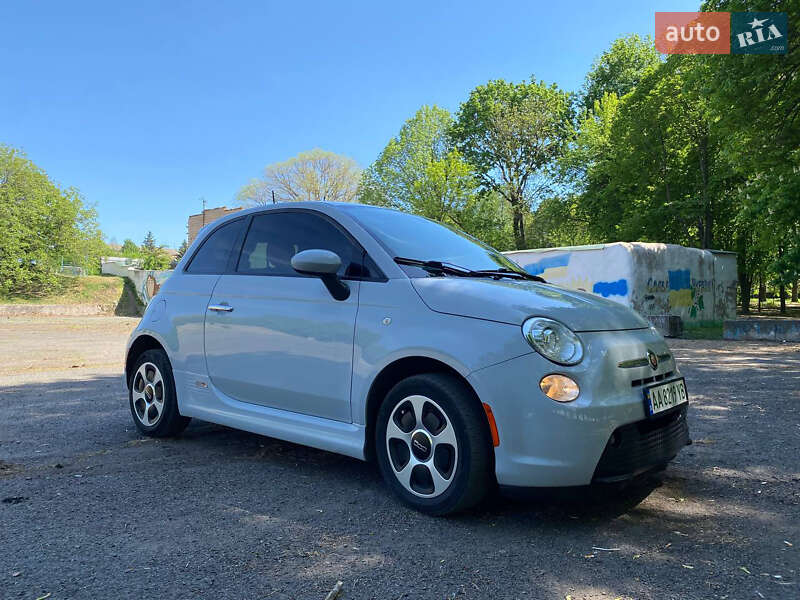 Хэтчбек Fiat 500e 2016 в Умани