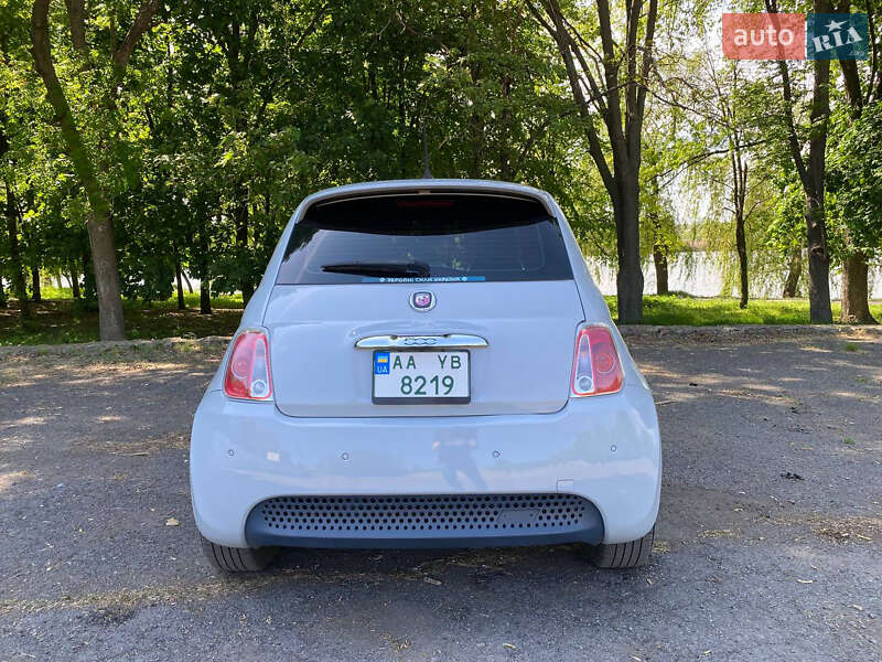 Хэтчбек Fiat 500e 2016 в Умани