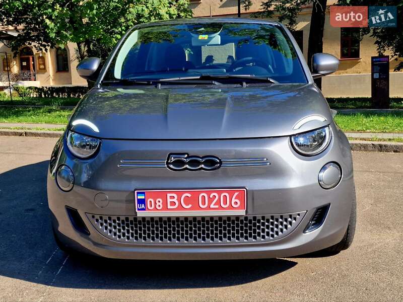Хэтчбек Fiat 500e 2021 в Николаеве