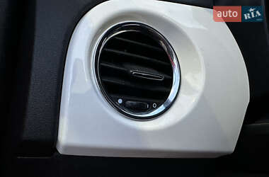 Хэтчбек Fiat 500e 2015 в 