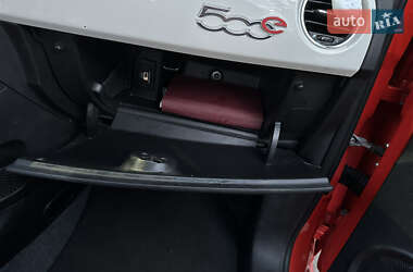 Хэтчбек Fiat 500e 2015 в 