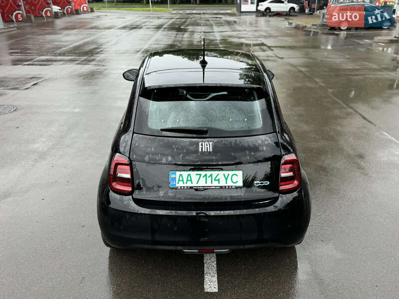 Хэтчбек Fiat 500e 2021 в Киеве