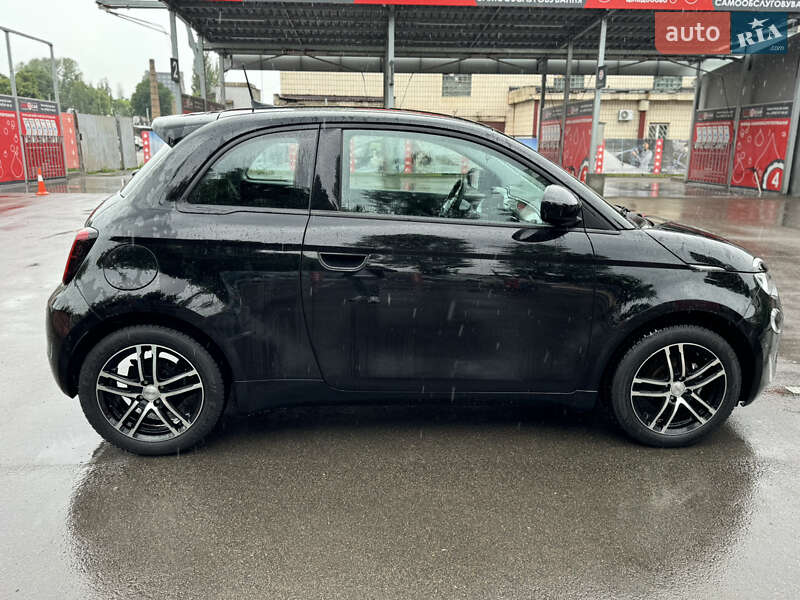 Хэтчбек Fiat 500e 2021 в Киеве