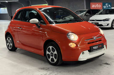 Хэтчбек Fiat 500e 2014 в 