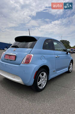Хэтчбек Fiat 500e 2016 в 